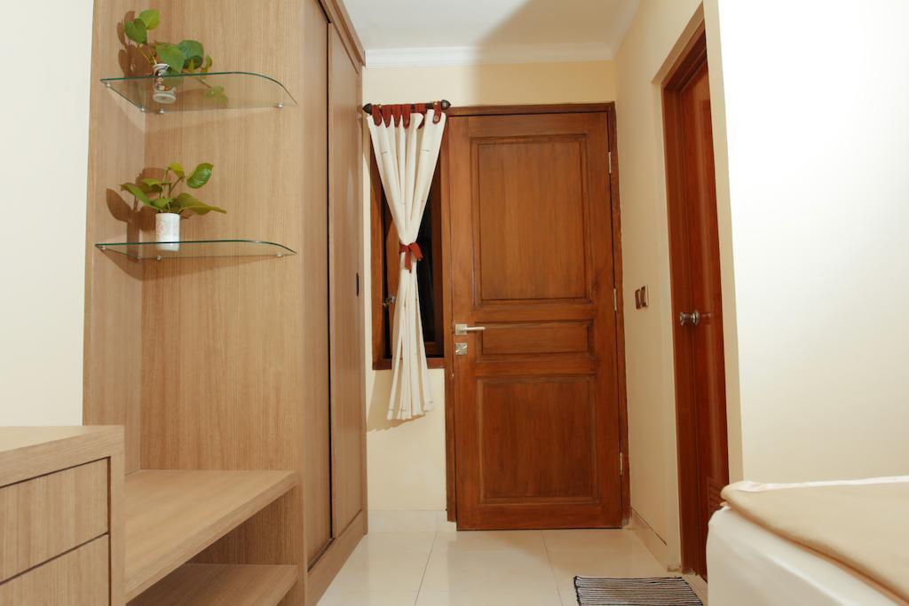 Benito Residence Tangerang Camera foto